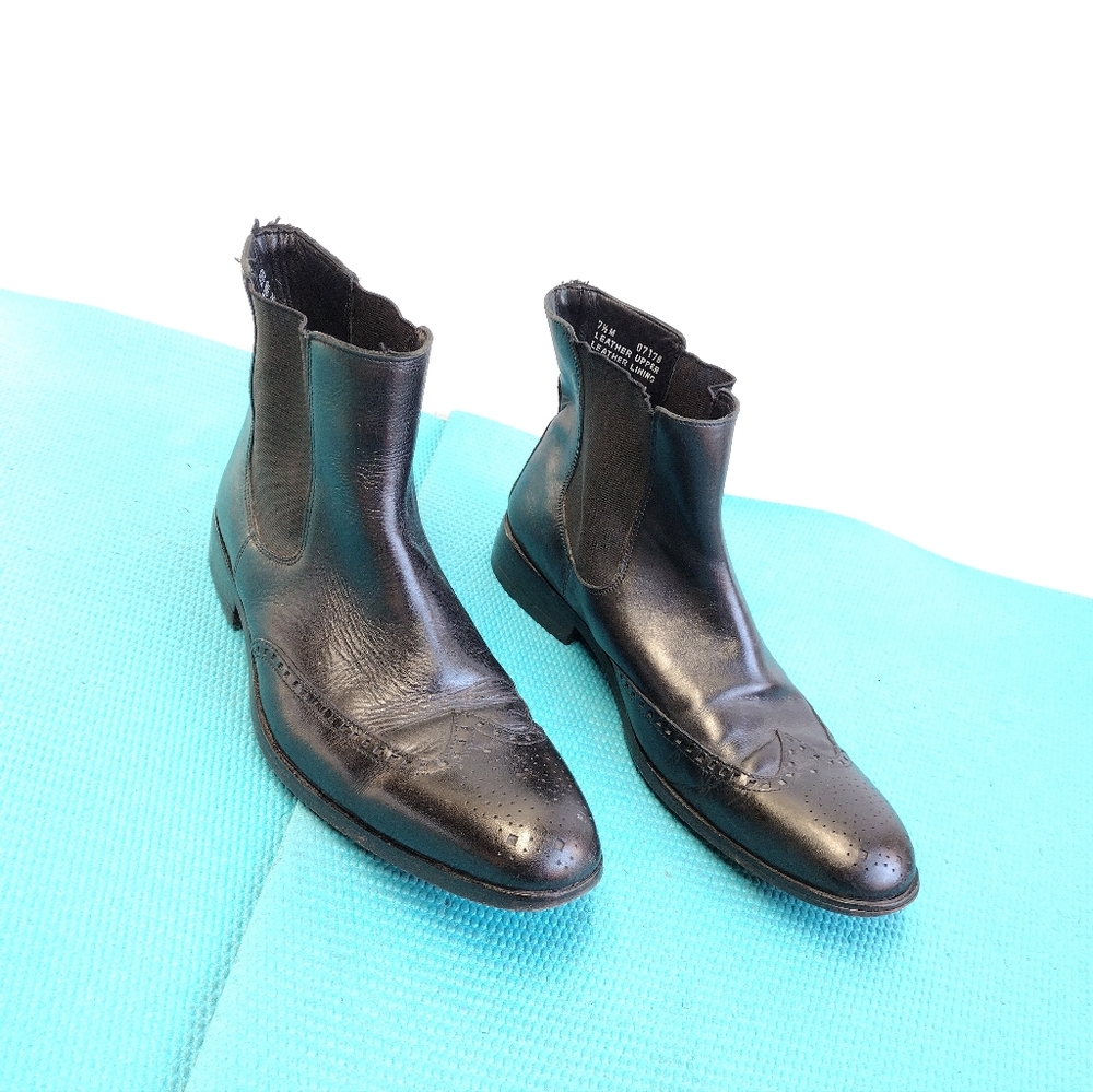 Banana Republic Leather Boots Chelsea Black Size 7.5 - Picture 8 of 8